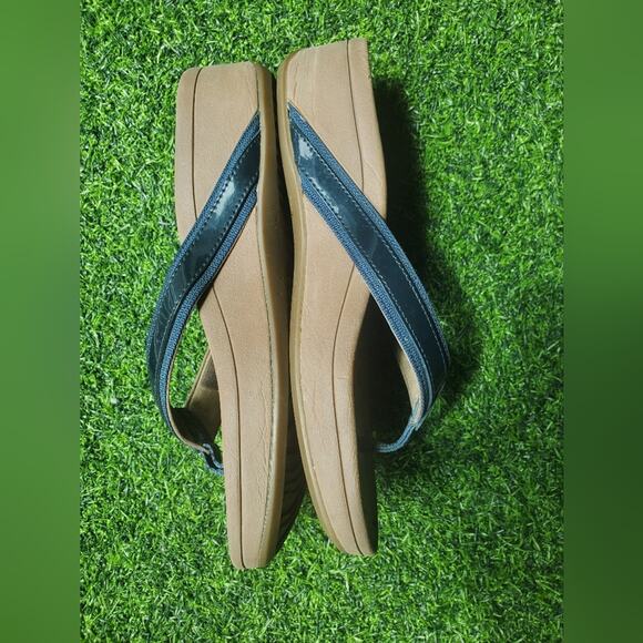 Vionic Women's High Tide Toe Post Sandal in blue Sz 9 - Picture 4 of 12